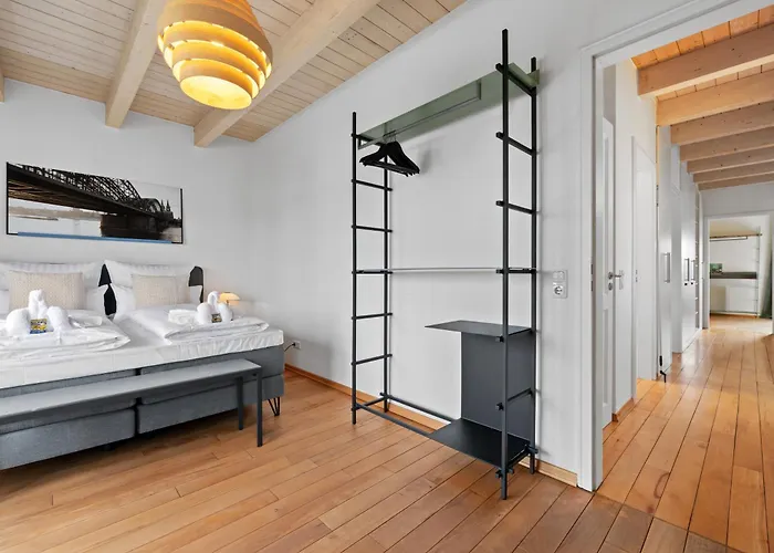 Svyvo Cologne-esch Design Cologne