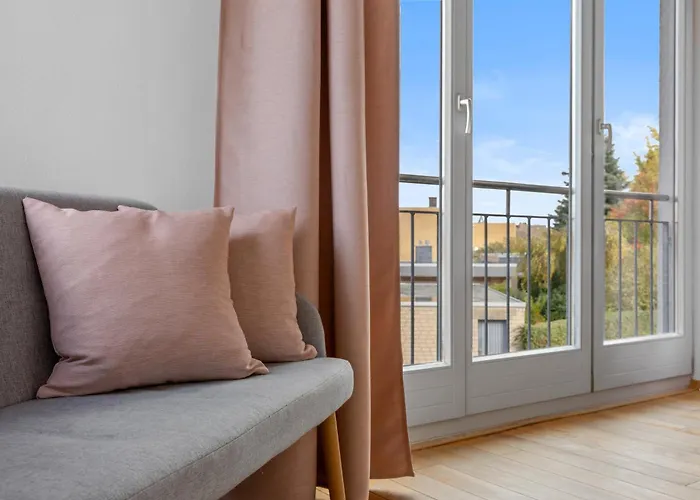 Svyvo Cologne-esch Design