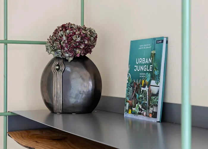 Svyvo Cologne-esch Design *