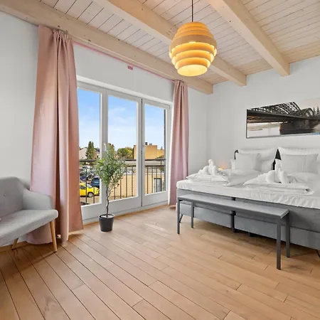 Svyvo Cologne-esch Design