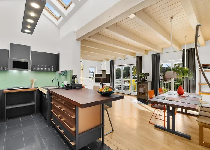 アパート Svyvo Cologne-esch Design ケルン