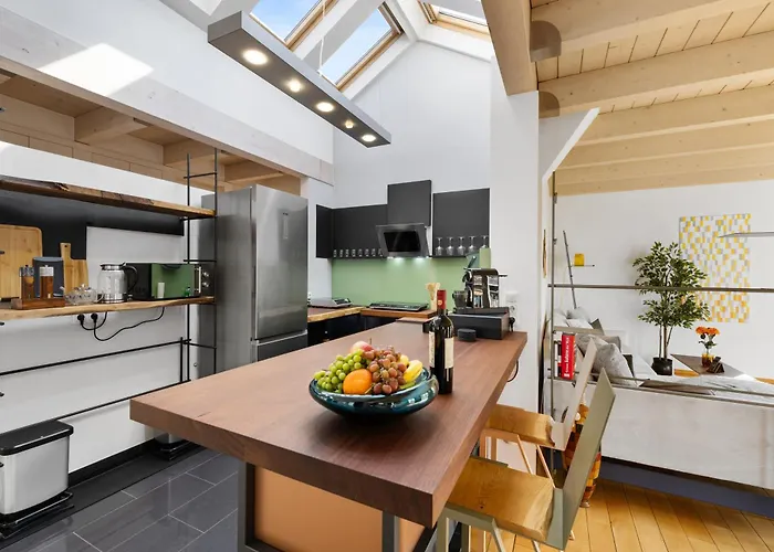 Svyvo Cologne-esch Design *